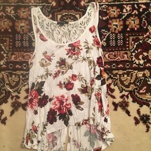 Beautiful open back lace floral top